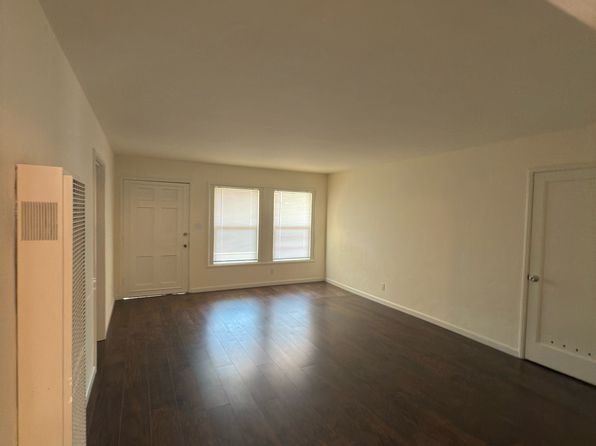 3448 School St #3452