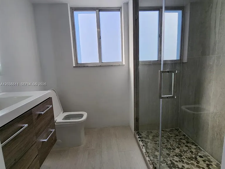 1700 NW North River Dr #606 — Photo 22