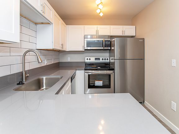 2nd image of 3240 Las Vegas Blvd N APT 330