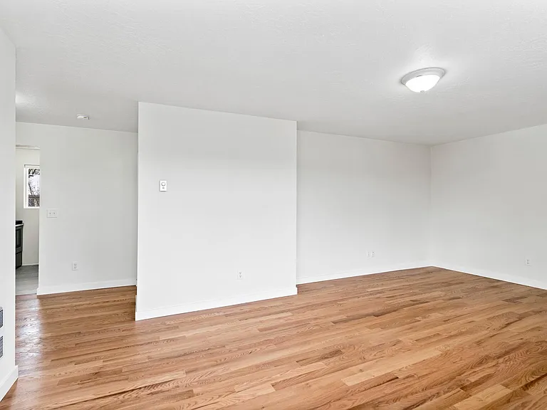 1608 W 8th Ave #302 — Photo 4