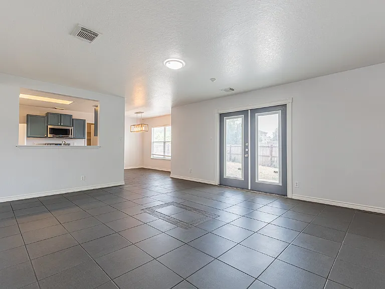 6450 Mineral Bay — Photo 8