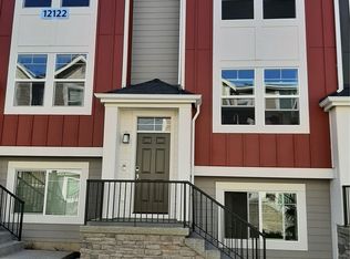 12122 NE 193rd Ln #B, Bothell, WA 98011