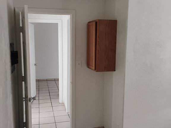 5th image of 3233 W Melvin St APT 3
