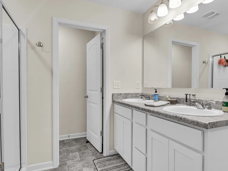 62 Chastain Cir — Photo 19