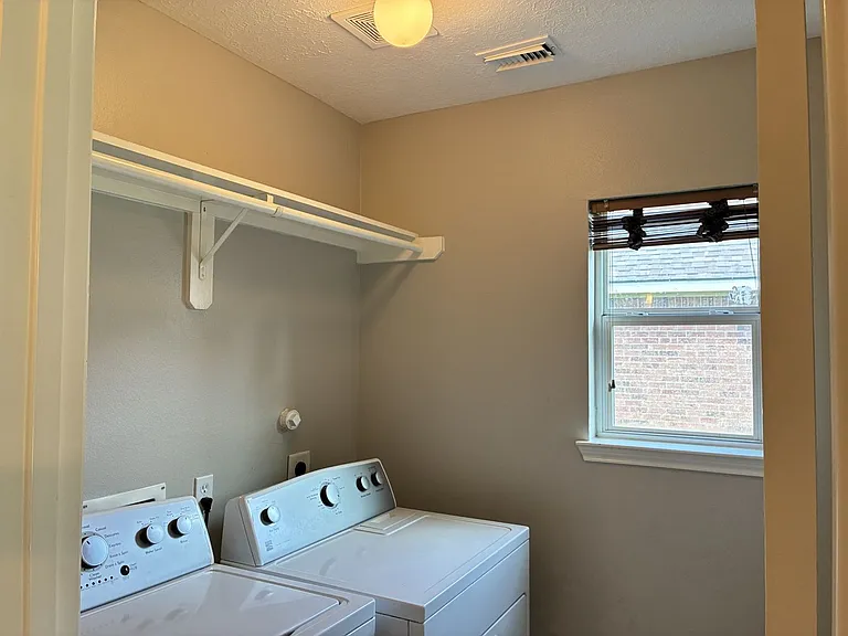12402 Ravens Chase Ln — Photo 15