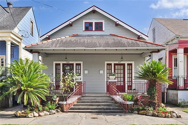 1st image of 419 Pelican Ave
