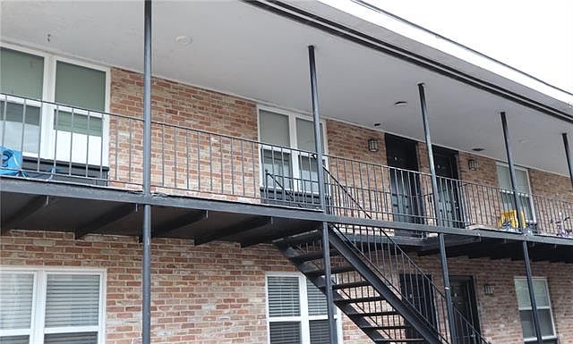 1st image of 113 Carnation Ave APT C