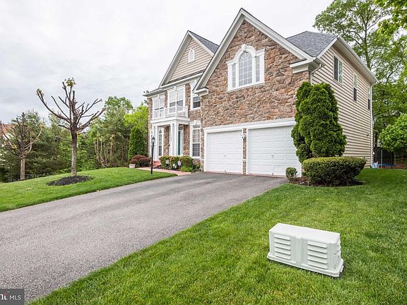 3rd image of 15646 Altomare Trace Way