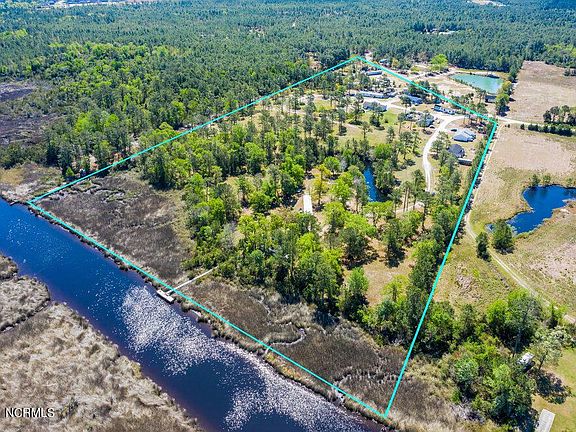 2nd image of 201 Fishing Creek Ln