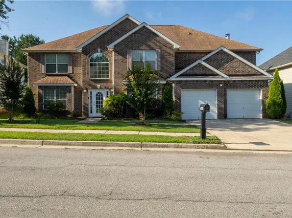 3689 Fremont Dr, Ellenwood, GA 30294