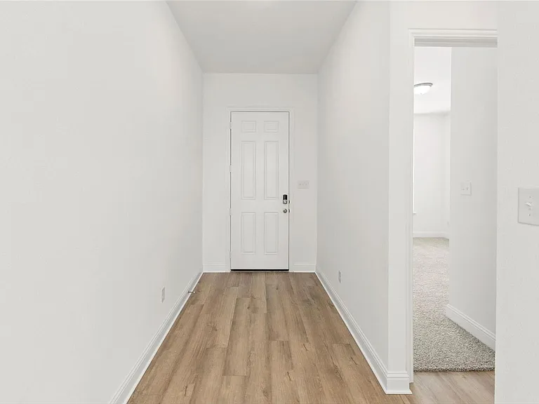 2335 Sheppards Ln — Photo 3