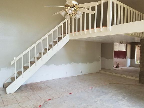 3rd image of 2724 Winding Creek Cir