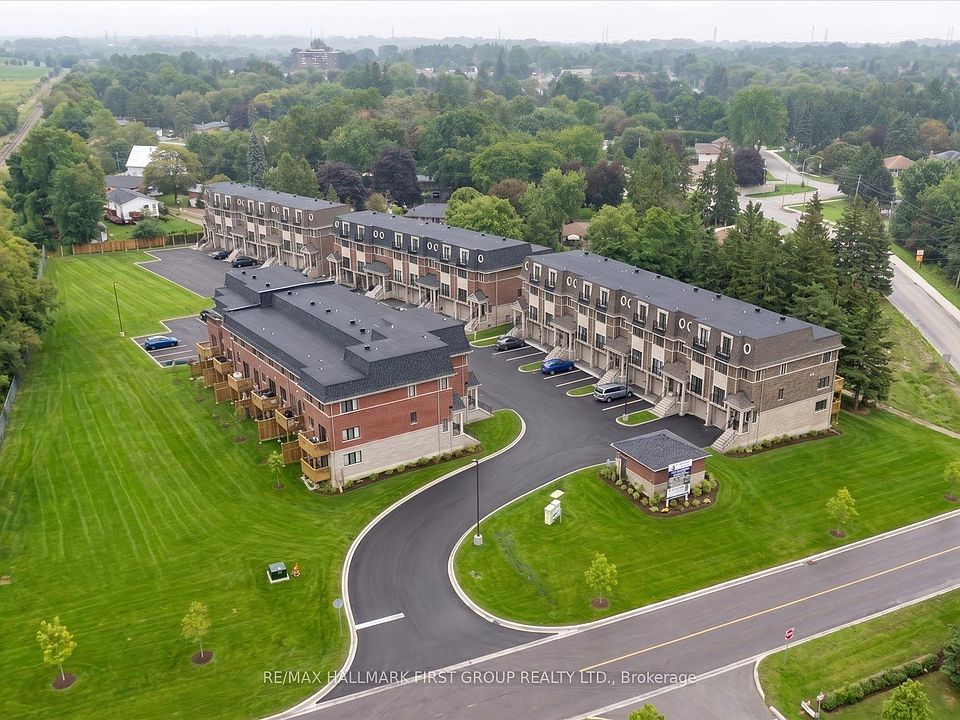 2nd image of 55 Marret Ln