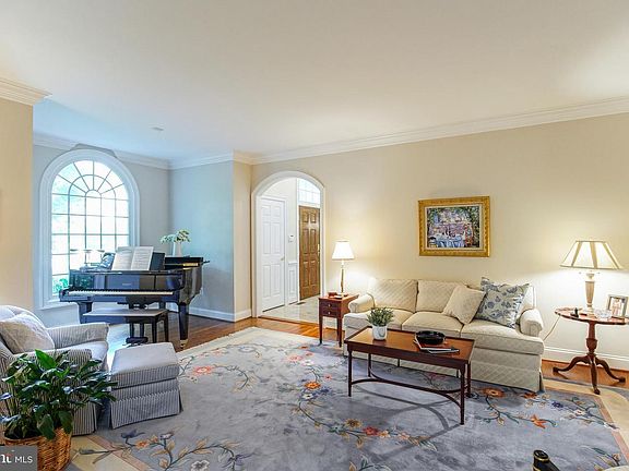 2nd image of 9509 Eagle Ridge Dr