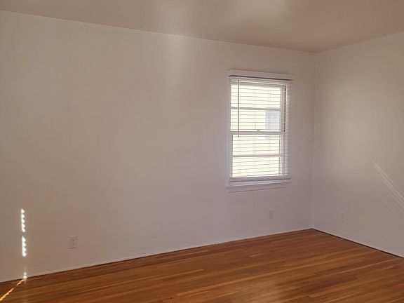 3rd image of 833 Euclid St #B