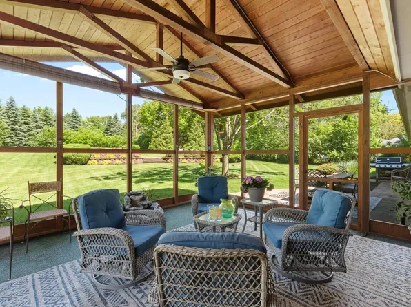 11318 North Glenwood DRIVE, Mequon, WI 53097
