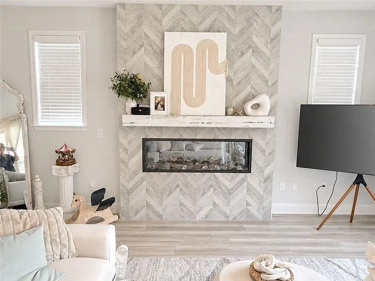 580 Briard Dr — Photo 6