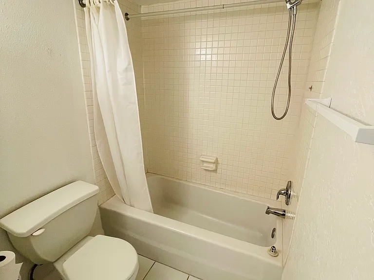 850 Village Lake Ter N #106 — Photo 9