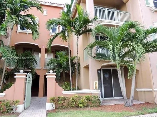 6500 NW 114th Ave APT 1021, Doral, FL 33178