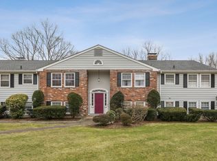 12 Yankee Peddler Path UNIT 6, Madison, CT 06443