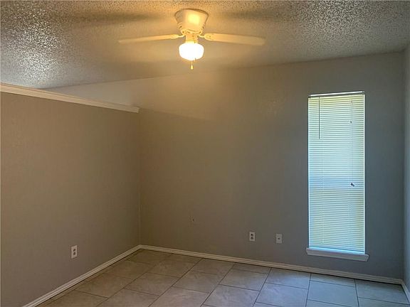 5th image of 301 N Jefferson St #301B