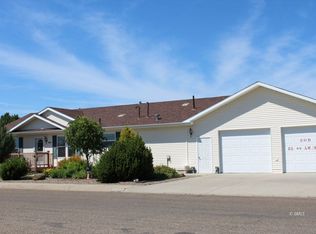 2003 Washington Dr, Glendive, MT 59330