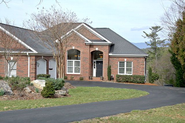 1st image of 5022 Whiterock Ln #0