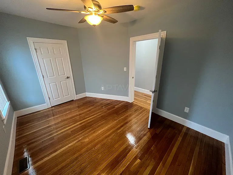 366 Highland Ave #1 — Photo 8