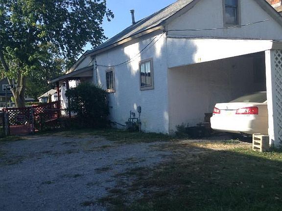 2nd image of 1619 Harrisburg Pike