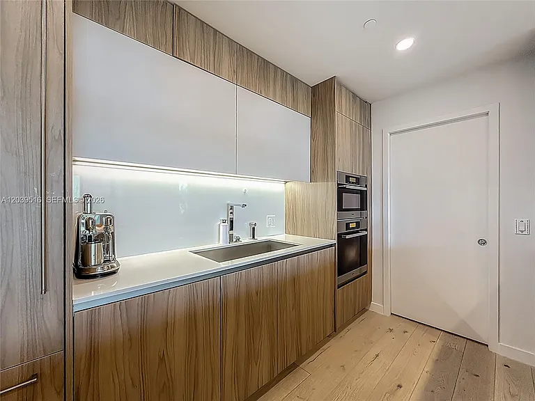 350 Ocean Dr #305N — Photo 6