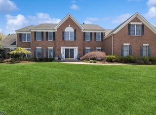 15 Middlesworth Farm Rd, Long Valley, NJ 07853