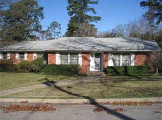 406 Shawnee Trl, Henderson, TX 75654