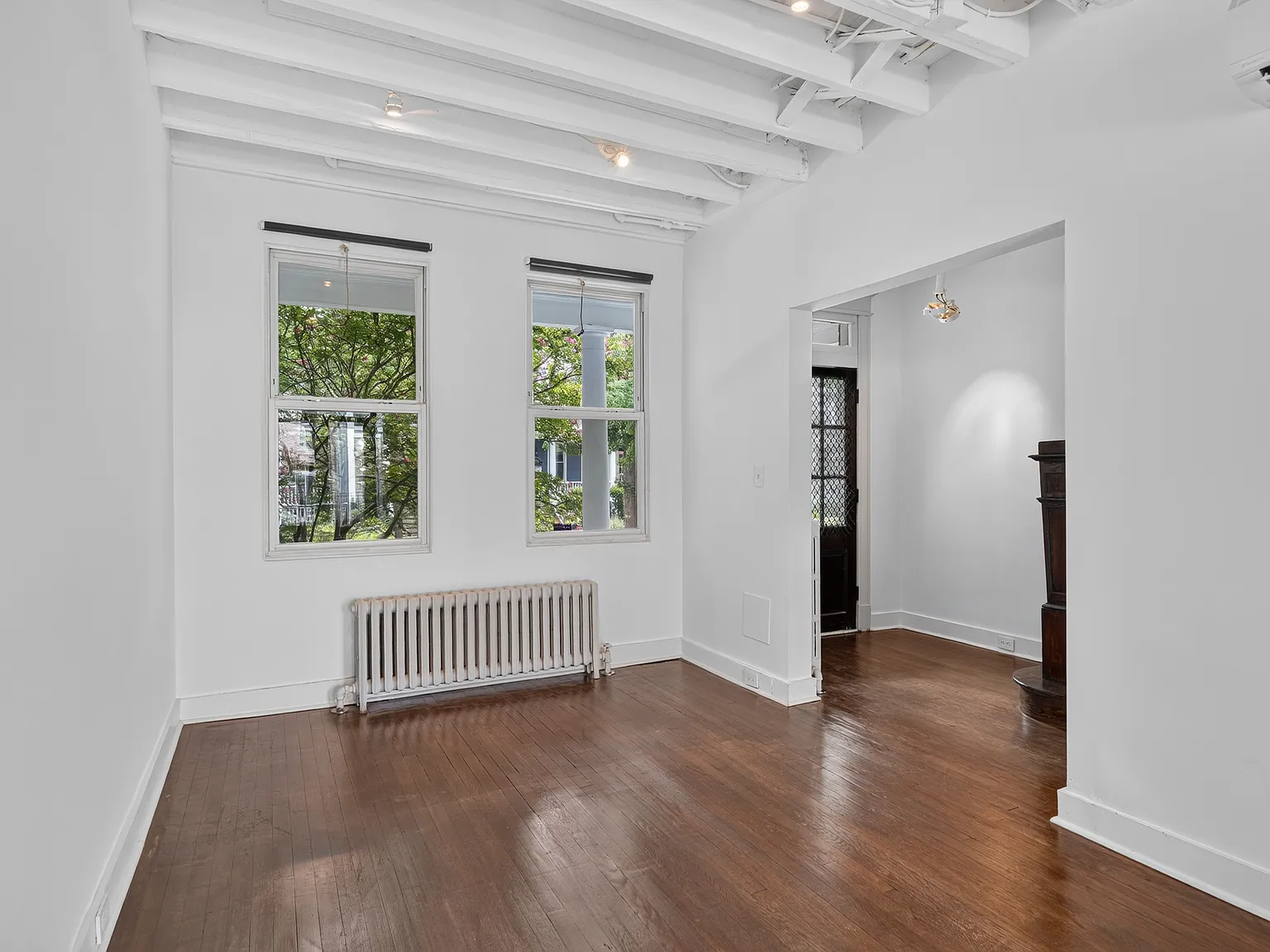 2 bed, 1067 sqft, $3,800 — Photo 3