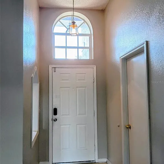 2697 Hickory Ridge Dr — Photo 2