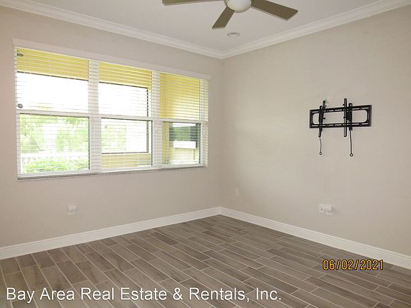 5th image of 30227 Southwell Ln