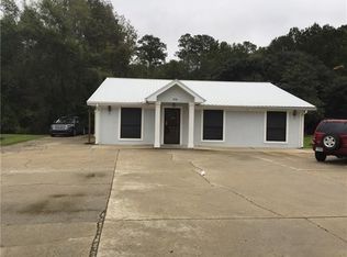 1445 S Morrison Blvd, Hammond, LA 70403