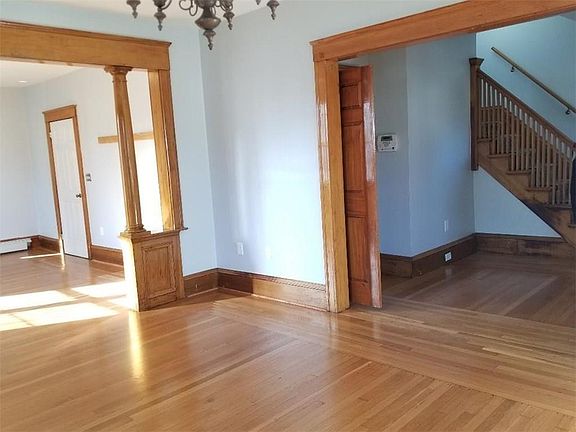 4th image of 69 Stamford Ave