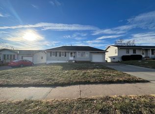 5021 Gertrude St, Bellevue, NE 68157