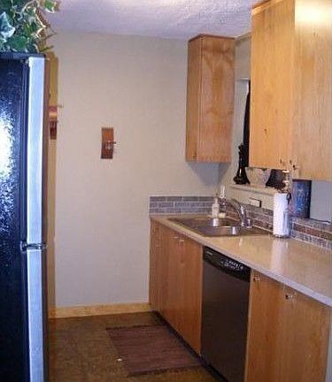 4th image of 1825 Dartmouth Dr NE APT 304