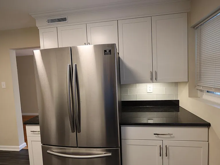 7575 Parkdale Ave #2W — Photo 7