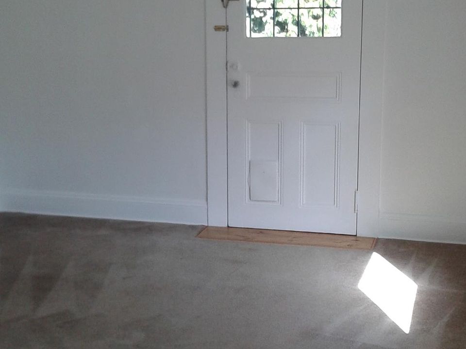 North view of bedroom and access to porch!