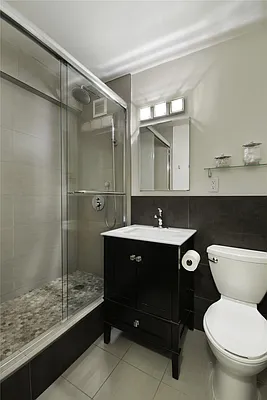 Sold by William Raveis Real Estate | media 16