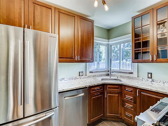 5th image of 4021 4021/4025 E 16th Ave