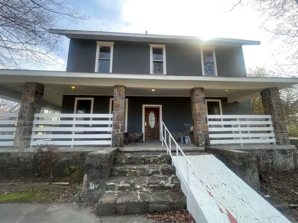 918 W 13th Ave, Pine Bluff, AR 71601