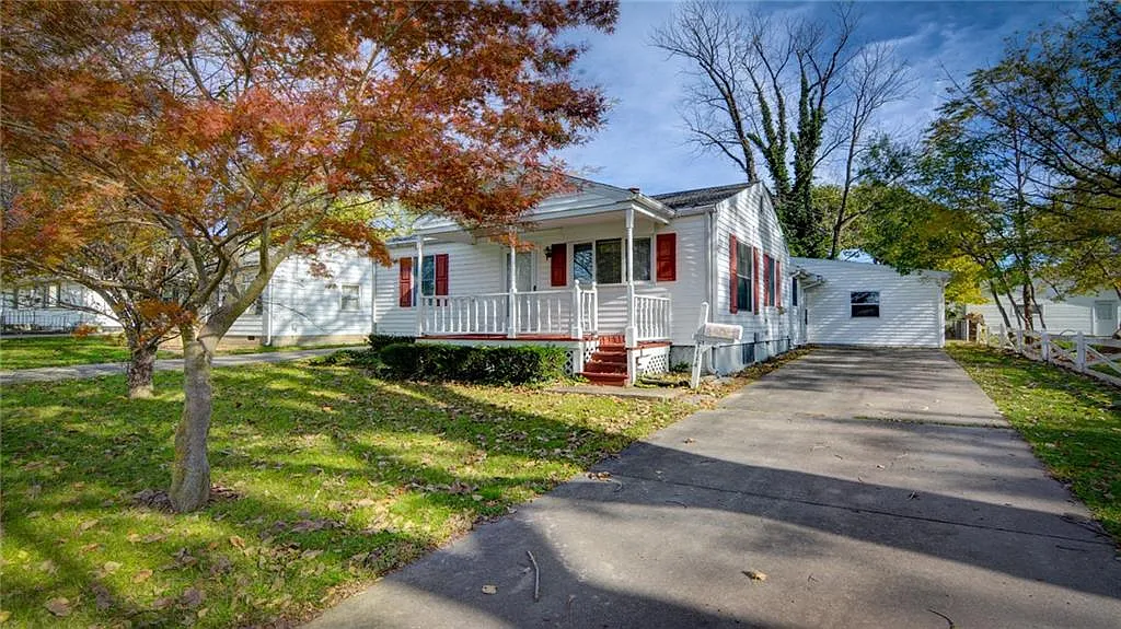 1114 N Westlawn Ave photo 1