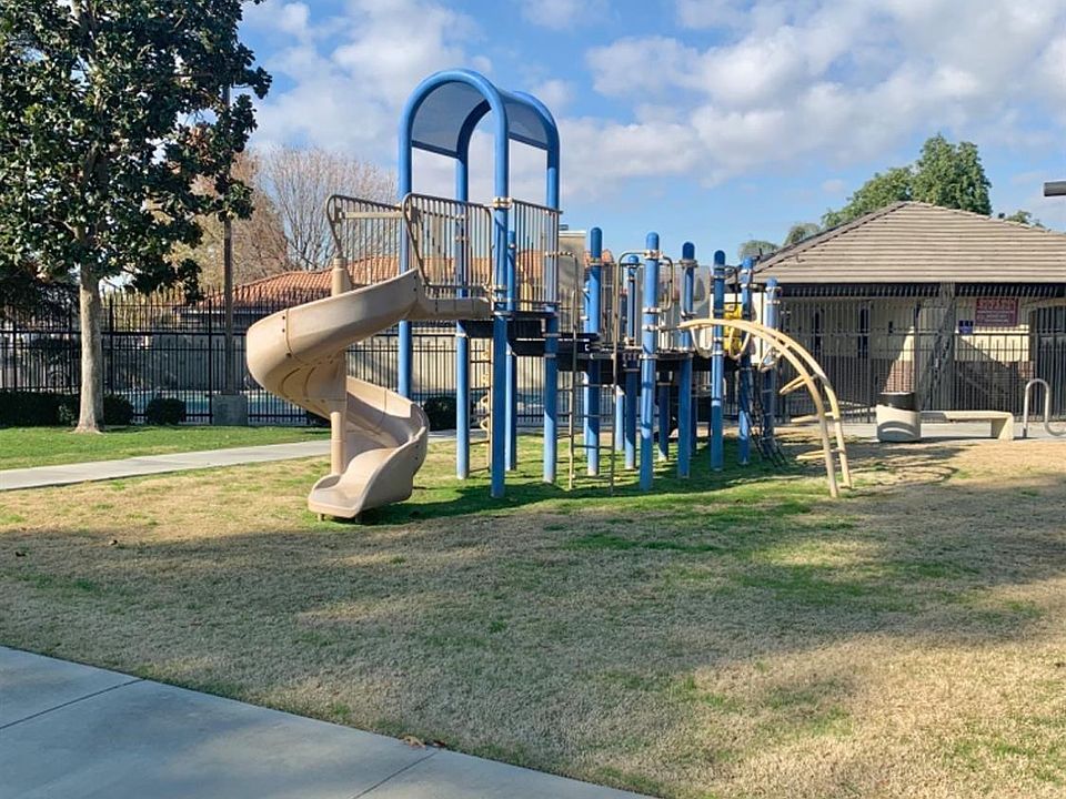 2nd image of 6918 Water Wheel Dr