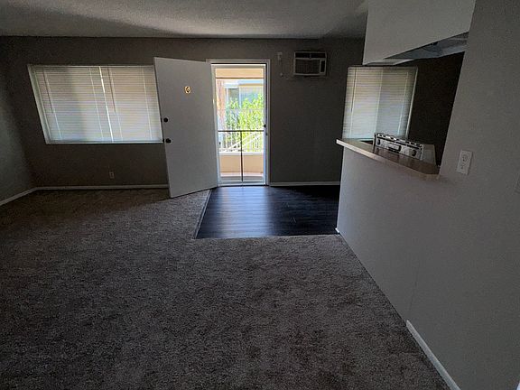 4th image of 425 N 11th Ave APT G