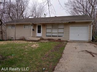 11416 Manchester Ave, Kansas City, MO 64134