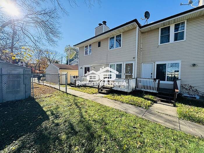 1st image of 1611 Glenwood Ave APT 2