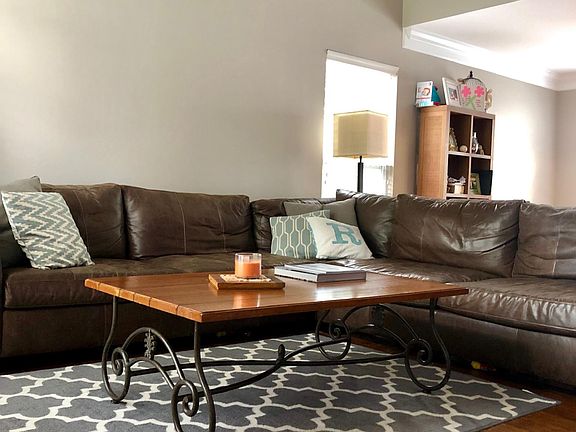 2nd image of 214 Camellia Ct
